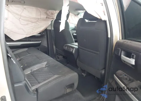 2017 Toyota Tundra Sr5 5.7L V8 z USA, uszkodzony, nr VIN 5TFDW5F11HX618993